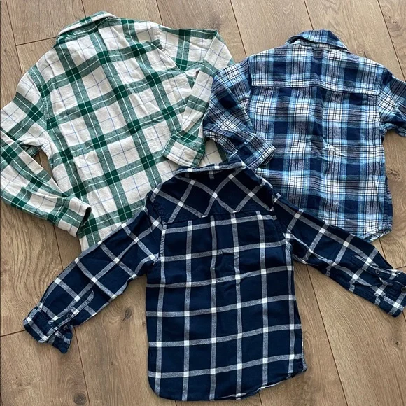 Lot of 3 flannels for your 90s cool kid(s) - Picture 8 of 8